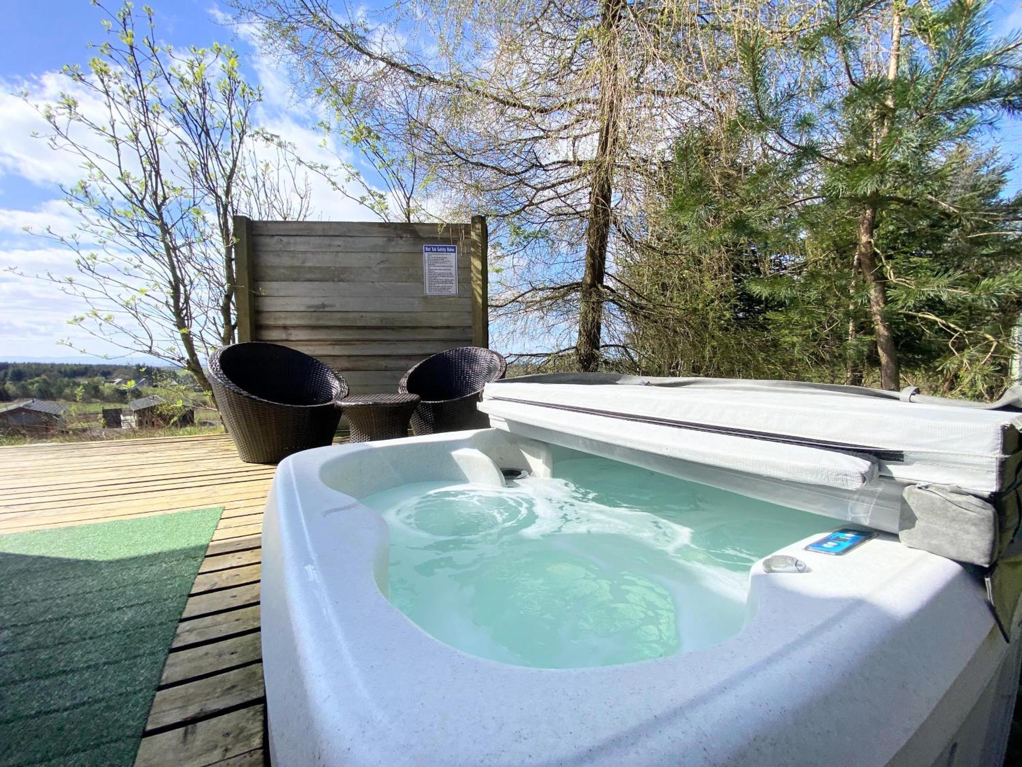 Blair Tiny House With Private Hot Tub - Fife - Loch Leven - Lomond Hills Villa Dunfermline Eksteriør bilde