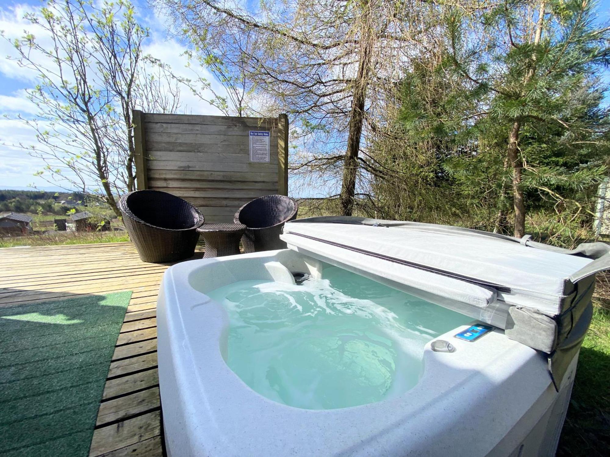 Blair Tiny House With Private Hot Tub - Fife - Loch Leven - Lomond Hills Villa Dunfermline Eksteriør bilde